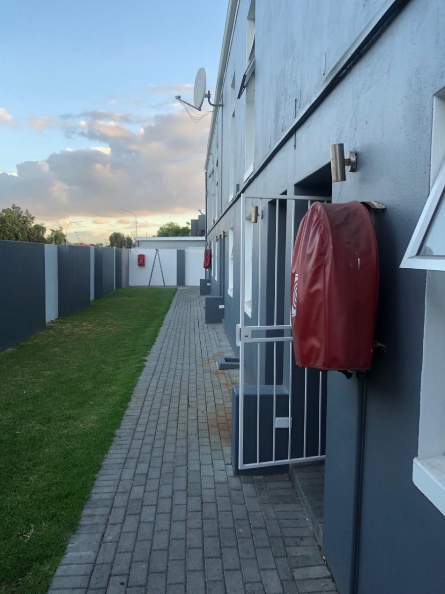 2 Bedroom Property for Sale in Parow Valley Western Cape